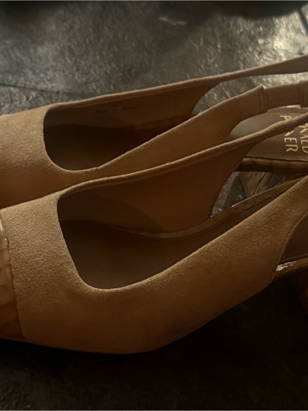 Donald J Pliner Size 5 Pumps